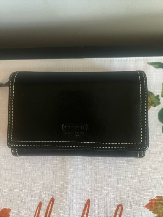 Coach Handbags - Coach Vintage Black Leather Medium Trifold Wallet white Stitching